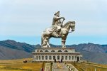 mongolia-tsonjin-boldog-genghis-khan-equestrian-statue.jpg