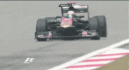 wheels-fall-off-f1 (1).gif